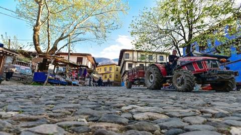 Cumalıkızık'ta 'Cinaralığı' kuyruğu! UNESCO dünya mirasında tam 700 yıllık 10